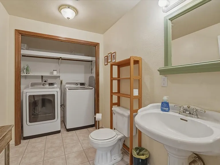 Laundry Room Cabinet