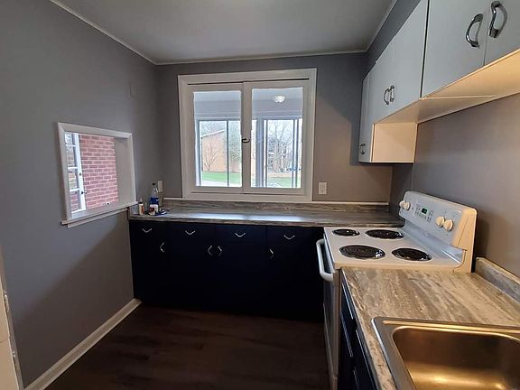 5th image of 1723 Meadowbrook Dr APT 1