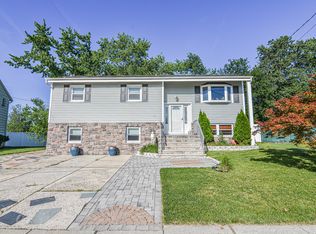 31 Arden Rd, Old Bridge, NJ 08857