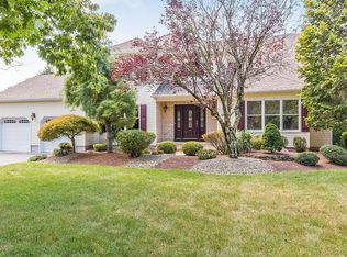 18 Buck Dr, Freehold, NJ