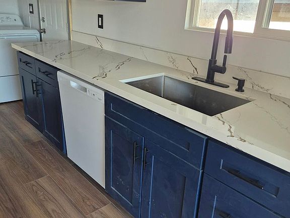 4th image of 4000 76th St NE Unit 52