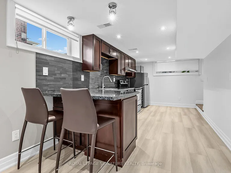 22 Scotswood Rd — Photo 7