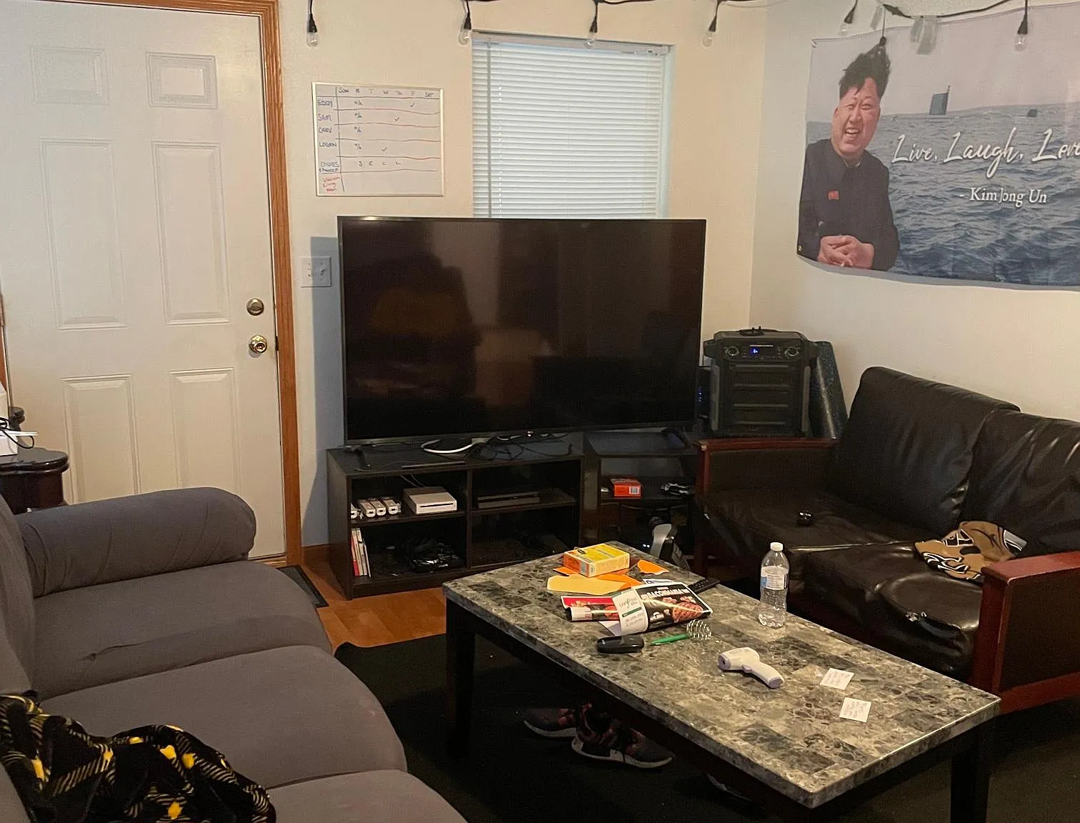 3 bed, 2.5 bath, 2100 sqft, $2,600 — Photo 3