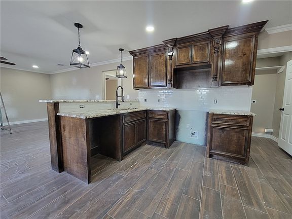 4th image of 2526 Nogales Street