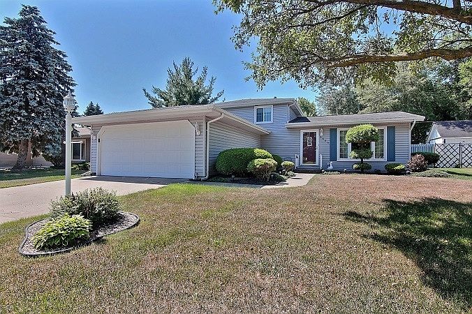 1st image of 3663 W 76th Ln