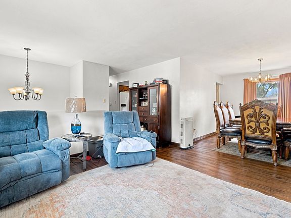 4th image of 3460 Sunset Park Cir