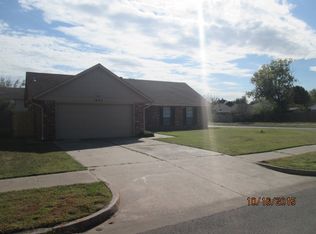 1902 Vanessa Dr, Norman, OK 73071