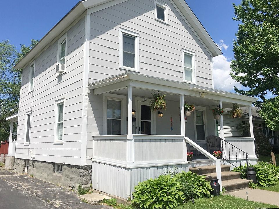 1st image of 82 Prospect St