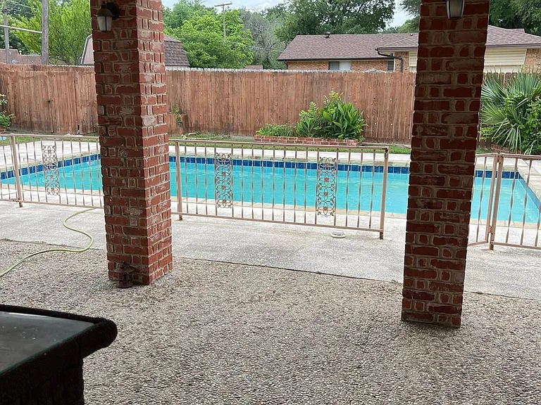 622 W Five Mile Pkwy — Photo 7