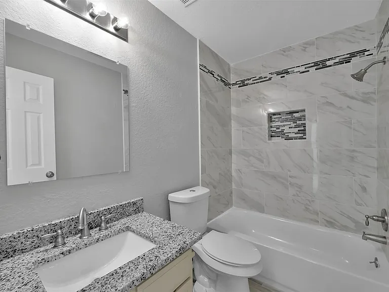 2306 Piddler Dr — Photo 30