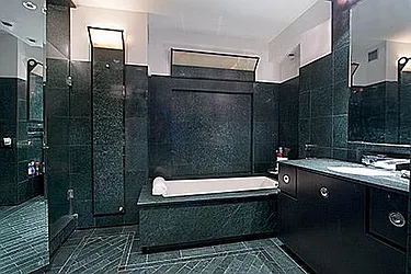 Rented by R New York