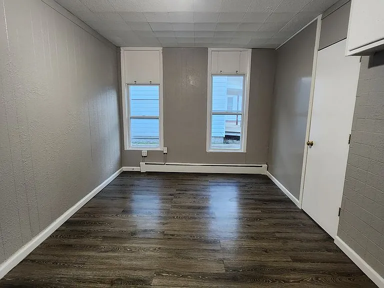 1512 Lafayette Ave — Photo 12
