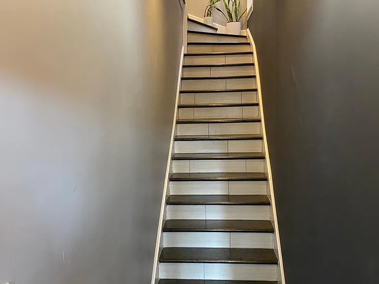 3222 S Parnell Ave — Photo 1
