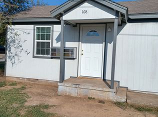 108 SW 22nd St, Lawton, OK 73501