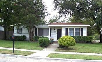 1st image of 1100 Lovers Ln E