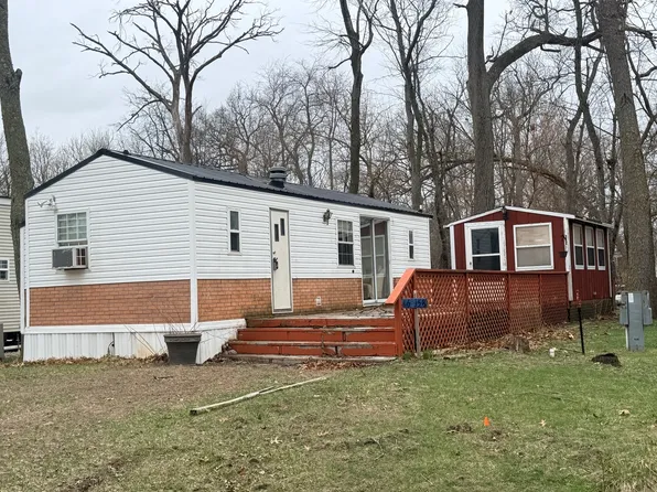 16-158 Woodhaven Lakes, Sublette, IL 61367