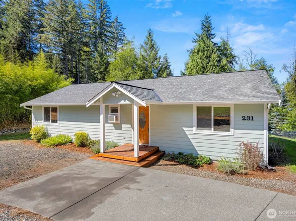 231 E Snowcap Drive, Belfair, WA 98528