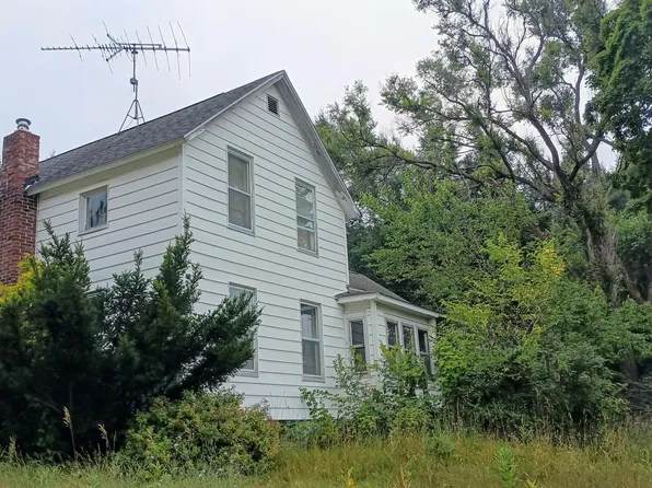 5456 N 72nd Ave, Hart, MI 49420