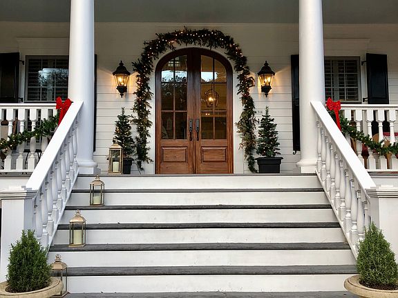 2nd image of 230 Ashborough Park