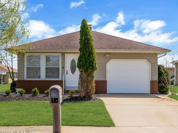 34 Tortola Street, Toms River, NJ 08757