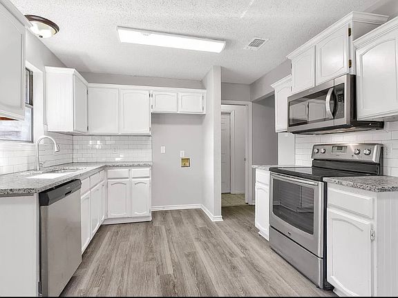5th image of 3505 S Carolina Dr