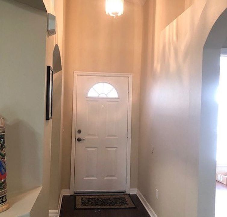1st image of 146 Brushcreek Dr
