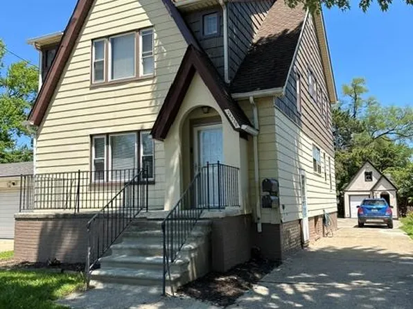 24320 Flower Ave, Eastpointe, MI 48021