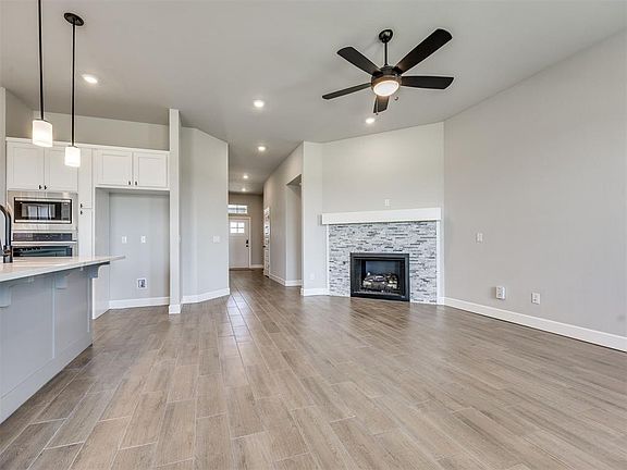 5th image of 14105 Giverny Ln