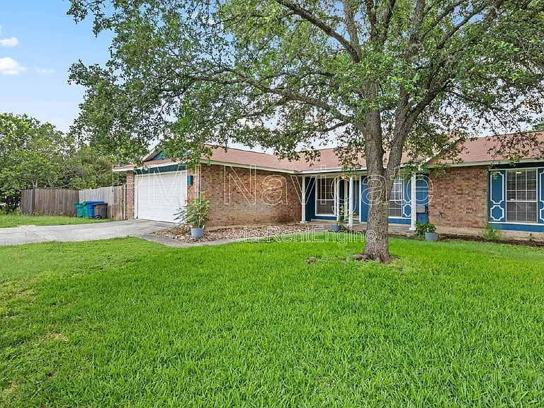 4606 Crested Land — Photo 2