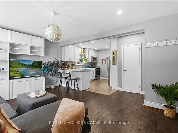 4th image of 22 Falaise Rd