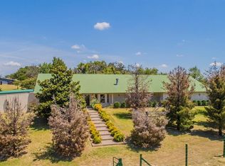 203 Mini Ranch Dr, Weatherford, TX 76088