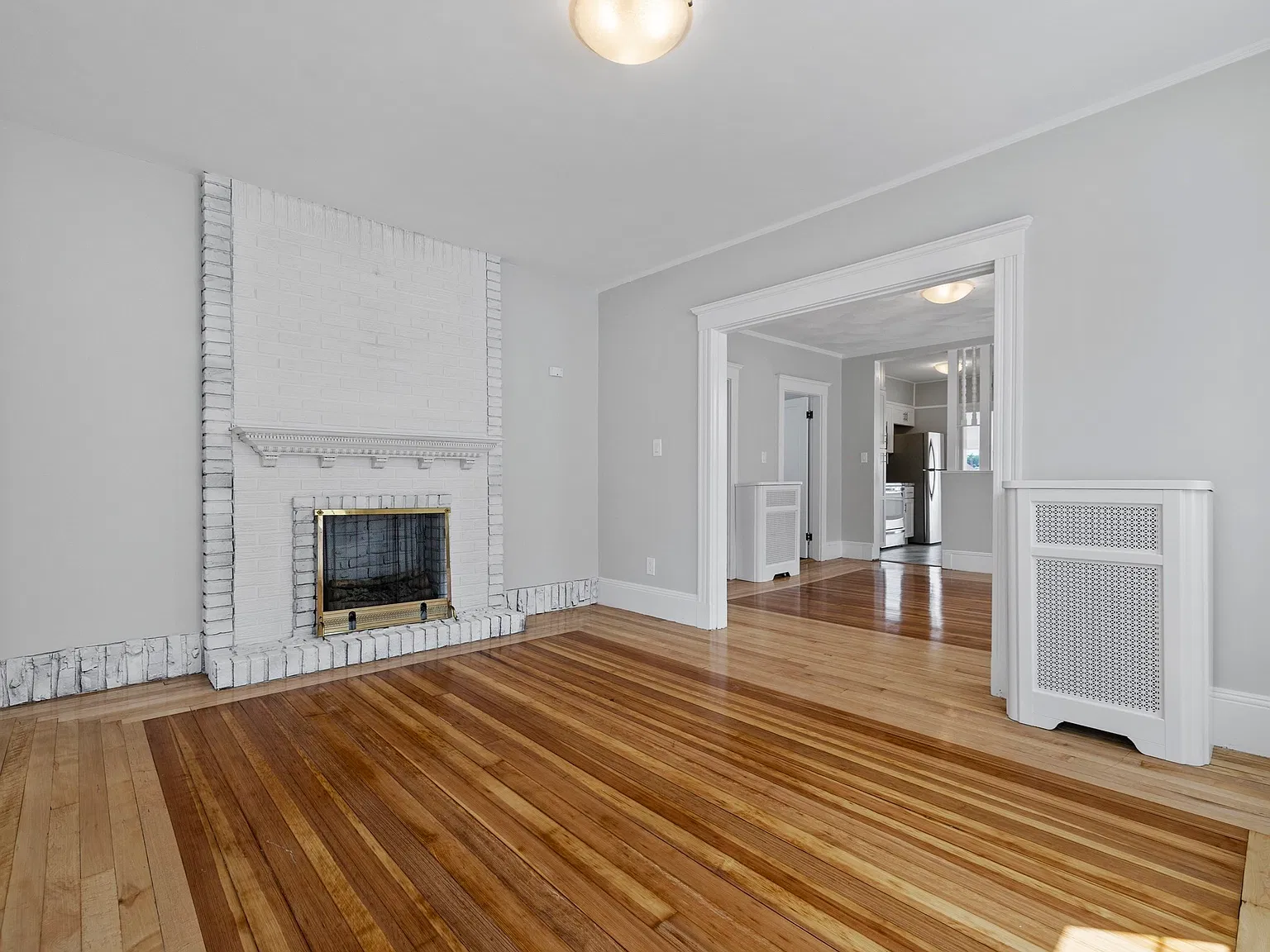 7 bed, 1800 sqft, $8,400 — Photo 4