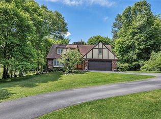 33 Summit Ave, Central Valley, NY 10917