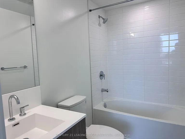 4010 Eglinton Ave W #810 — Photo 8