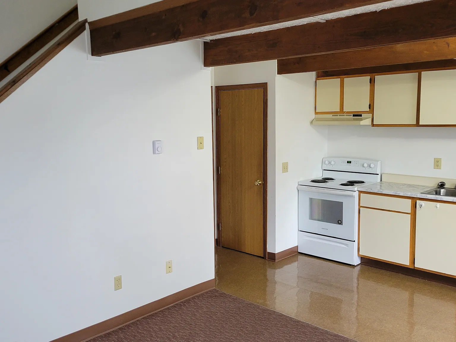 1 bed, $800 — Photo 2