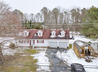 13091 Bethel Church Rd, Hallwood, VA 23359