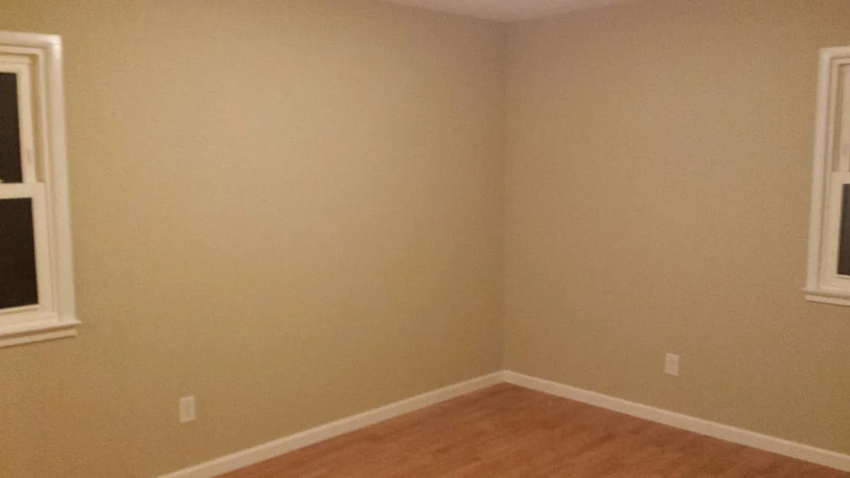 4 bed, 2.5 bath, 1900 sqft, $2,000 — Photo 4