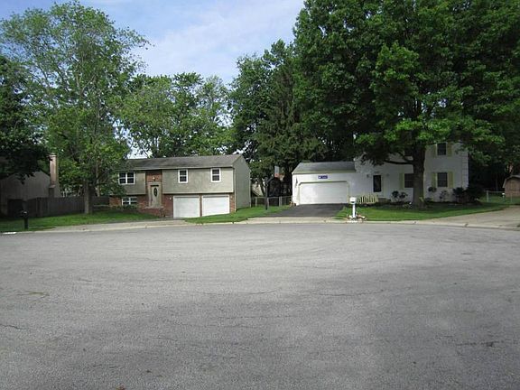 3rd image of 6475 Jessamine Ct