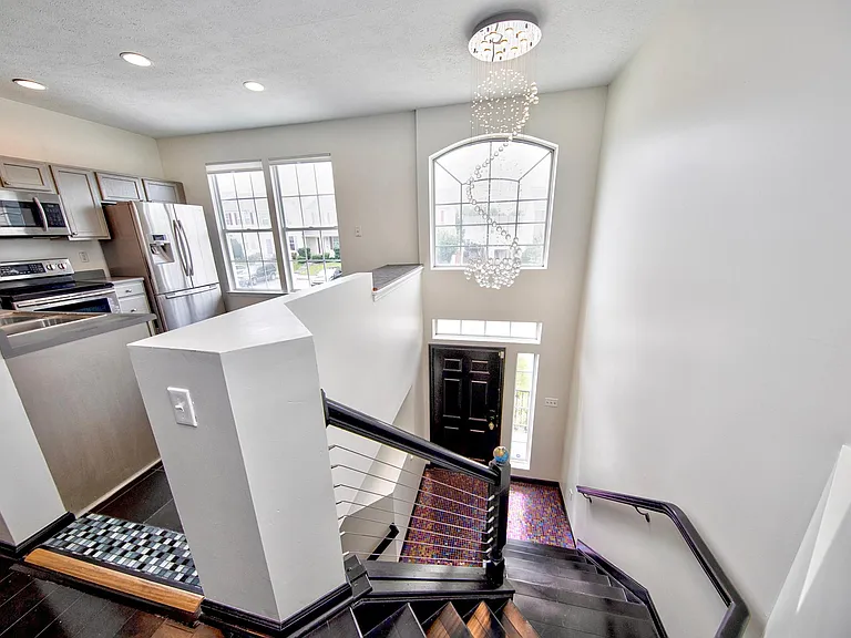 130 Spencer Cir — Photo 4