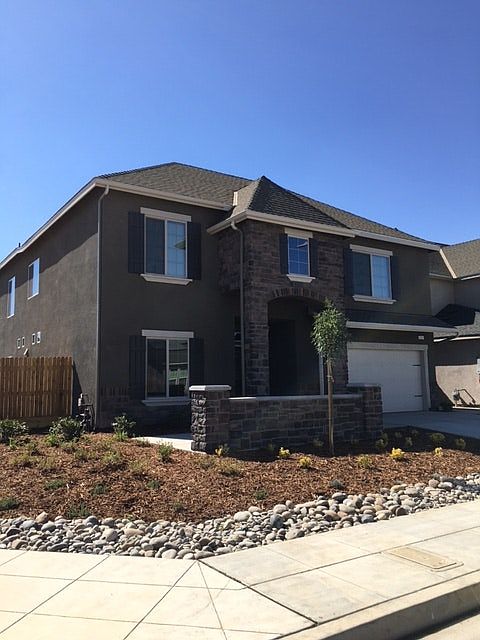 1st image of 3315 N Shelly Ave