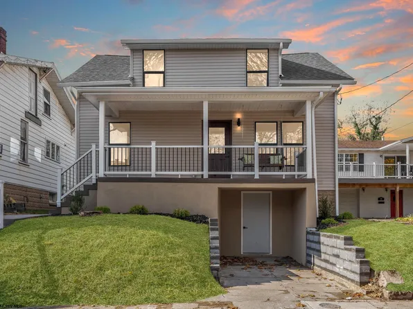 11 W Park Ave, Westover, WV 26501