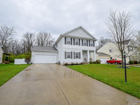 5th image of 416 N Church Dr