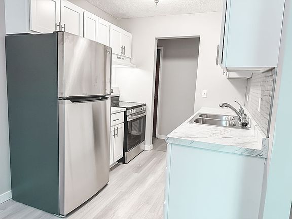4th image of 6810 63rd Ave N #4e96b3bee