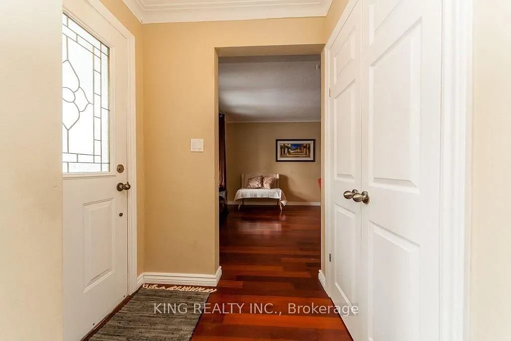 5 bed, $4,995 — Photo 3
