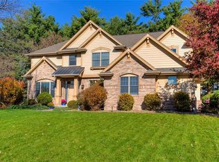 13205 Beechwood Dr, Urbandale, IA 50323