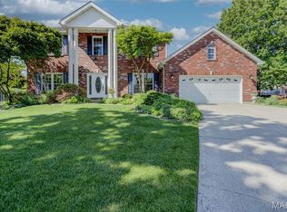27 Ridge Mount Ct, Saint Charles, MO 63303