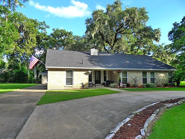 1st image of 243 Forest Park Dr