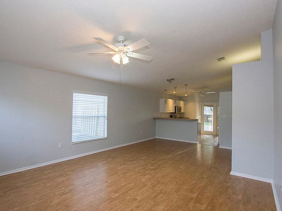 2nd image of 1816 Carolina Ave