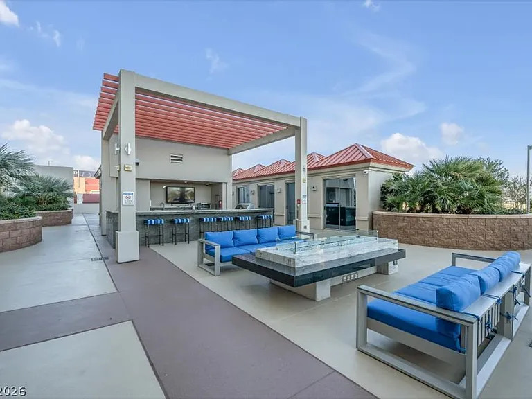 200 W Sahara Ave #3201 — Photo 36
