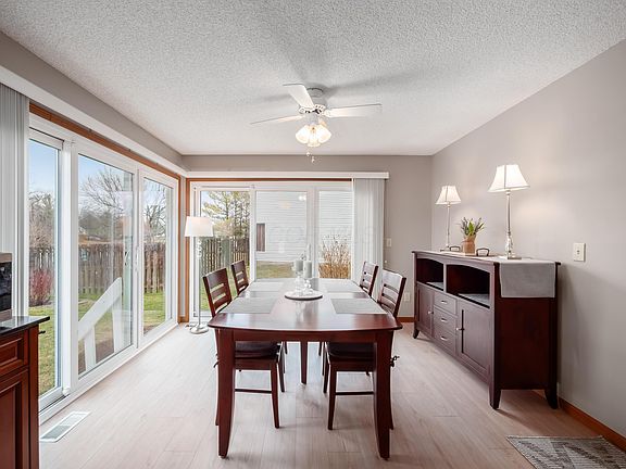 5th image of 3395 Reed Point Dr